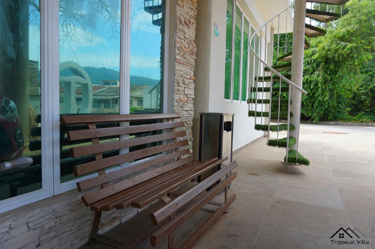 Tropical Villa Kuantan Exterior photo