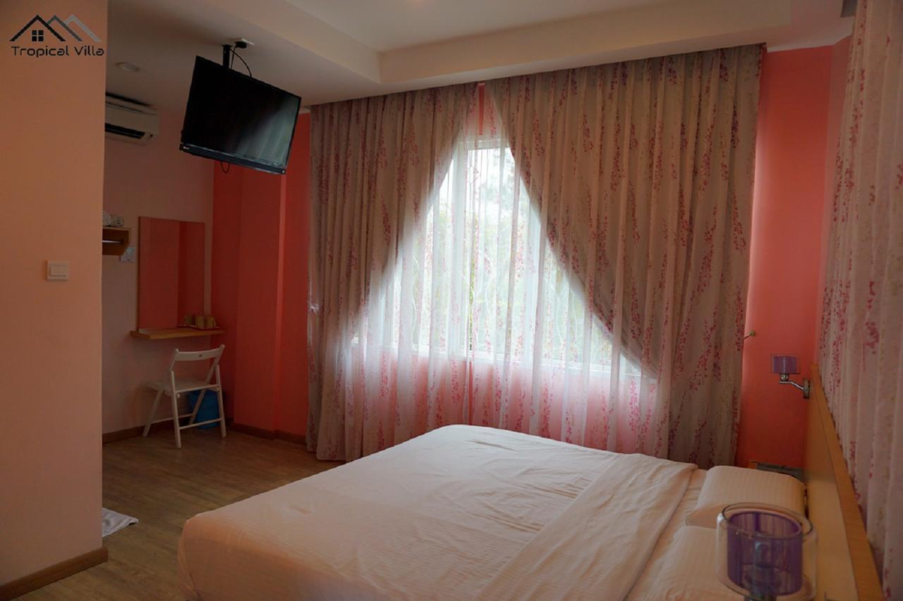 Tropical Villa Kuantan Exterior photo