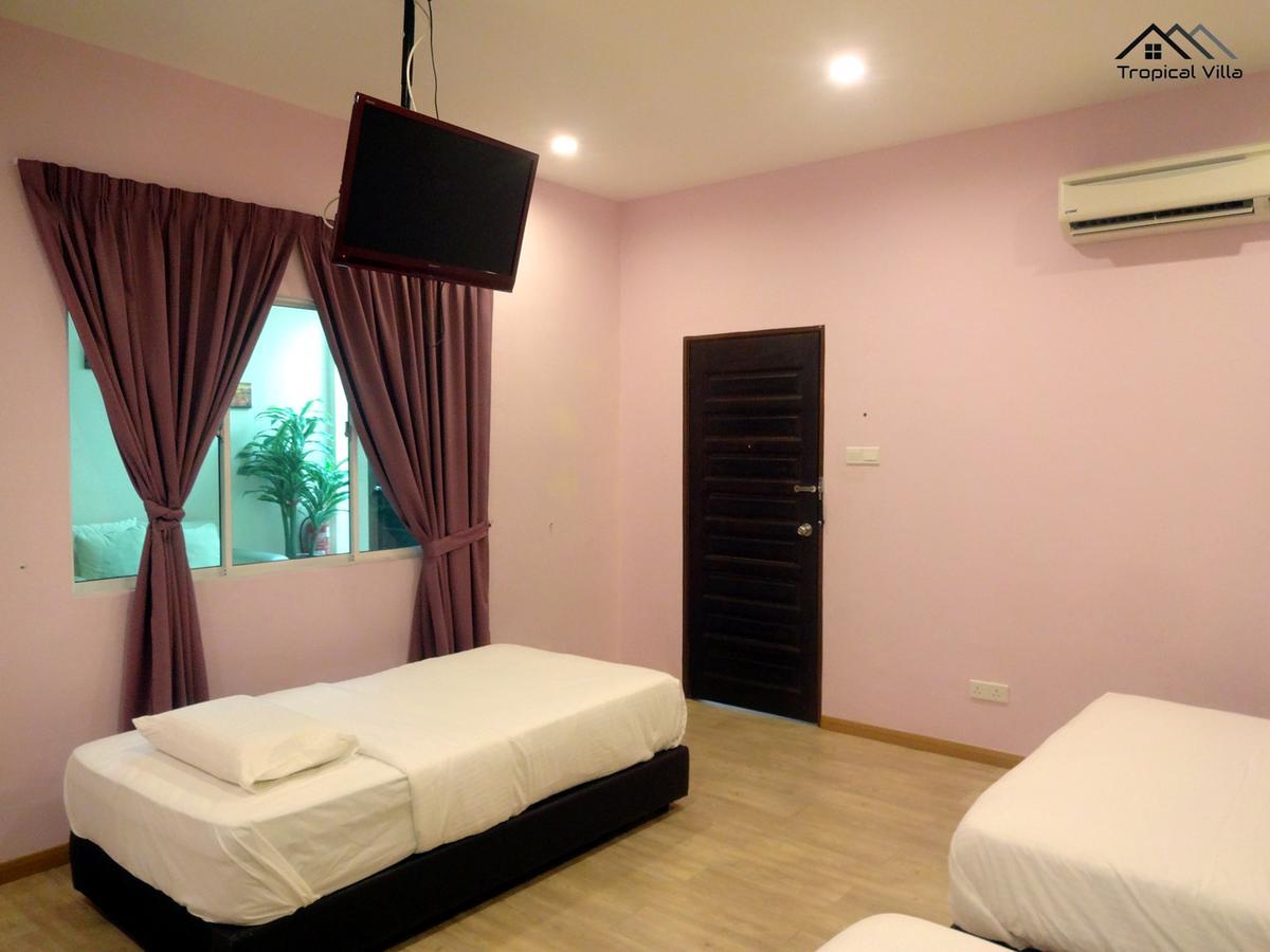Tropical Villa Kuantan Exterior photo